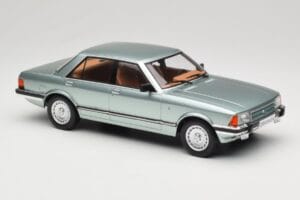 Ford Granada Mk2 2.8 Ghia Light Green Metallic MCG 1:18 MCG18535 Metal — zdjęcie 4 z 6