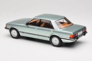 Ford Granada Mk2 2.8 Ghia Light Green Metallic MCG 1:18 MCG18535 Metal — zdjęcie 5 z 6