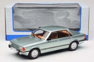 Ford Granada Mk2 2.8 Ghia Light Green Metallic MCG 1:18 MCG18535 Metal — zdjęcie 6 z 6