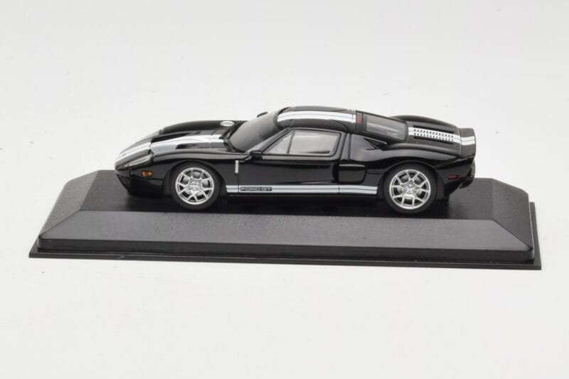 Ford GT Czarny Minichamps 1:43 400084204 Metal