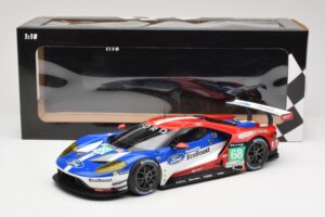 Ford GT GTE #68 D. Muller / J. Hand / S. Bourdais Chip Ganassi Racing LMGTE Pro 24 Hours of Le Mans 2016 Winner Minichamps 1: — zdjęcie 6 z 6