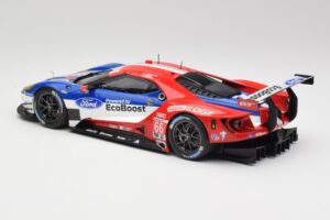Ford GT #68 D. Muller / J. Hand / S. Bourdais LMGTE Pro Winner 24 Hours of Le Mans 2016 Minichamps 1:18 4012138143098 Metal — zdjęcie 5 z 6