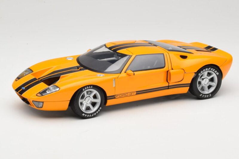 Ford GT Pomarańczowy Beanstalk Group 1:18 0686500597 Metal