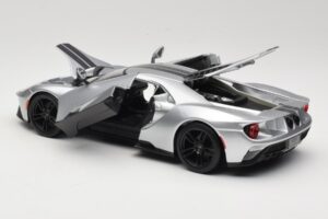 Ford GT Srebrny Maisto 1:18 31384 Metal — zdjęcie 5 z 8
