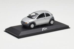 Ford Ka Mk1 Srebrno-Szary Minichamps 1:43 130248 Metal — zdjęcie 2 z 4