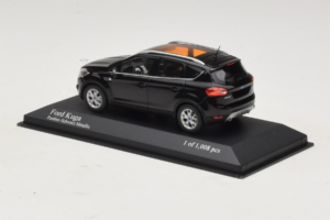 Ford Kuga Black Metallic Minichamps 1:43 400087202 Metal — zdjęcie 3 z 4