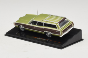 Ford LTD Country Squire Green Bronze IXO 1:43 CLC608N Metal — zdjęcie 3 z 5