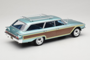 Ford Country Squire Niebieski MCG 1:18 MCG18049 Metal — zdjęcie 2 z 6