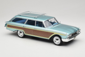 Ford Country Squire Niebieski MCG 1:18 MCG18049 Metal — zdjęcie 4 z 6
