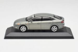 Ford Mondeo Mk3 Sedan Szary Metallic Minichamps 1:43 IND403086003 Metal