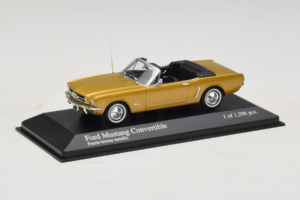 Ford Mustang Kabriolet Złoty Minichamps 1:43 400082432 Metal — zdjęcie 2 z 4