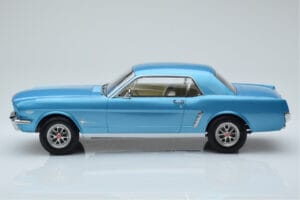 Ford Mustang Coupe Turkusowy Norev 1:18 182800 Metal — zdjęcie 3 z 6