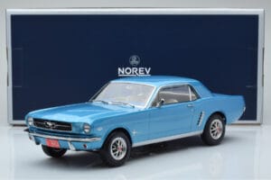 Ford Mustang Coupe Turkusowy Norev 1:18 182800 Metal — zdjęcie 6 z 6