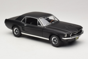 Ford Mustang Creed Movie GreenLight 1:18 13611 Metal — zdjęcie 6 z 8