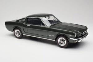 Ford Mustang Fastback Ivy Green Otto 1:12 G079 Żywica — zdjęcie 4 z 6