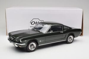 Ford Mustang Fastback Ivy Green Otto 1:12 G079 Żywica — zdjęcie 6 z 6