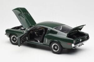 Ford Mustang GT Bullitt Zielony AUTOart 1:18 72812 Metal — zdjęcie 5 z 8