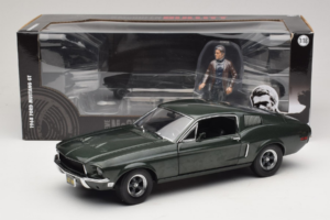 Ford Mustang GT Bullitt z Figurką Steve'a McQueena Greenlight 1:18 12885 Metal — zdjęcie 8 z 8