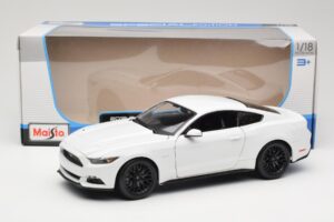 Ford Mustang GT S550 Biały Maisto 1:18 31197 Metal — zdjęcie 8 z 8