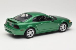 Ford Mustang GT SN95 Zielony Maisto 1:18 50326 Metal — zdjęcie 3 z 8