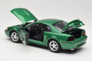 Ford Mustang GT SN95 Zielony Maisto 1:18 50326 Metal — zdjęcie 5 z 8
