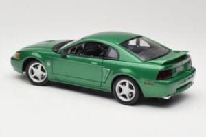 Ford Mustang GT SN95 Zielony Maisto 1:18 50326 Metal — zdjęcie 7 z 8