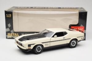 Ford Mustang Mach 1 Biały Sun Star 1:18 3602 Metal — zdjęcie 8 z 8