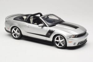 Ford Mustang S197 Roush 427R Kabriolet Srebrny Maisto 1:18 31669 Metal — zdjęcie 6 z 8