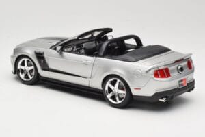 Ford Mustang S197 Roush 427R Kabriolet Srebrny Maisto 1:18 31669 Metal — zdjęcie 7 z 8