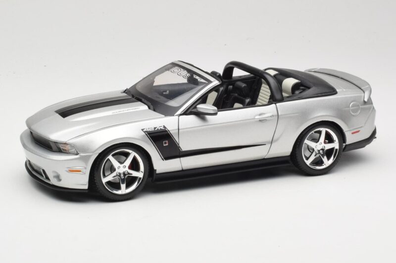 Ford Mustang S197 Roush 427R Kabriolet Srebrny Maisto 1:18 31669 Metal