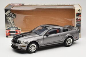Ford Mustang S197 Shelby GT500 40th Anniversary Szary Shelby Collectibles 1:18 DC075005 Metal — zdjęcie 8 z 8