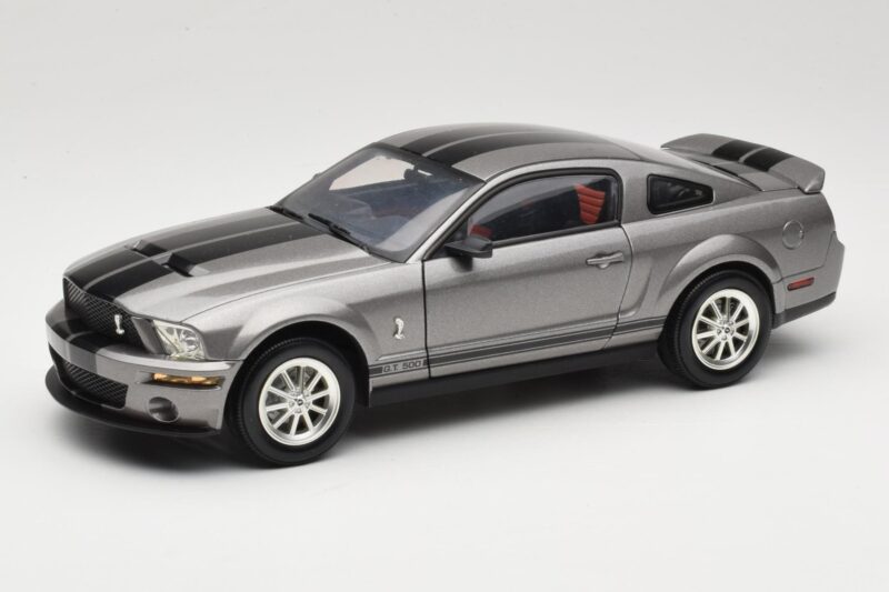 Ford Mustang S197 Shelby GT500 40th Anniversary Szary Shelby Collectibles 1:18 DC075005 Metal