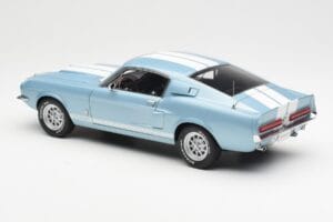 Ford Mustang Shelby GT500 Jasny Niebieski Metaliczny Z Białymi Pasami AUTOart 1:18 72907 Metal — zdjęcie 7 z 8