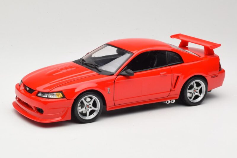 Ford Mustang SVT Cobra R SN95 Czerwony Maisto 1:18 531872 Metal