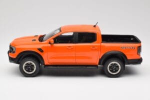 Ford Ranger Raptor Pomarańczowy MCG 1:18 MCG18456 Metal — zdjęcie 5 z 6