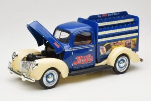 Ford Pepsi-Cola Replica Golden Wheel 1:18 PF351 Metal — zdjęcie 2 z 8