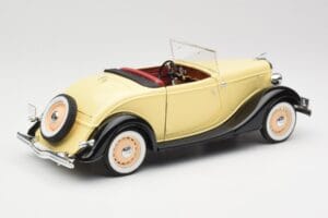 Ford Roadster Dearborn Yellow Solido 1:18 8008 Metal — zdjęcie 3 z 8