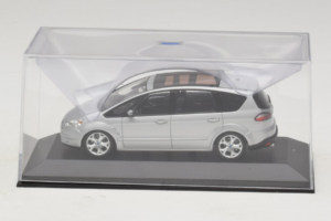 Ford S-Max Srebrny Minichamps 1:43 SMAX001 Metal — zdjęcie 4 z 5