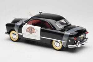 Ford Sedan Washington State Police Solido 1:18 8158 Metal — zdjęcie 7 z 8