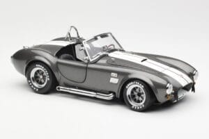 Ford Shelby Cobra 427 S/C Szary Metalik Z Białymi Paskami Kyosho 1:18 08045GRW Metal — zdjęcie 6 z 8