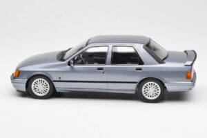 Ford Sierra RS Cosworth Jasnoniebieski MCG 1:18 MCG18174 Metal — zdjęcie 3 z 6