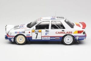 Ford Sierra RS Cosworth 4x4 #7 F. Delecour / D. Grataloup Rally Monte Carlo 1992 MCG 1:18 MCG18356R Metal — zdjęcie 3 z 6
