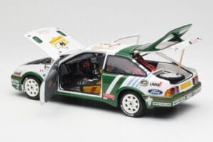 Ford Sierra RS Cosworth #8 D. Auriol / B. Occelli Rally Tour de Corse 1988 AUTOart 1:18 88812 Metal — zdjęcie 5 z 8