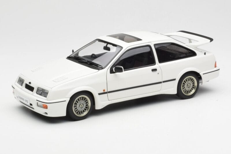 Ford Sierra RS Cosworth Biały AUTOart 1:18 72862 Metal