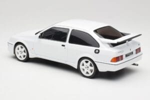 Ford Sierra RS Cosworth Biały IXO 1:18 18CMC121 Metal — zdjęcie 5 z 6