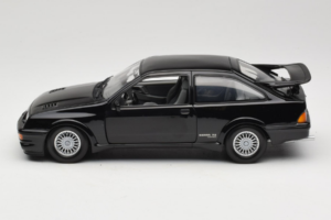 Ford Sierra RS Cosworth Czarny Minichamps 1:18 150084001 Metal — zdjęcie 4 z 8