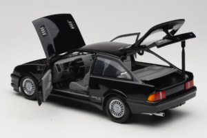 Ford Sierra RS Cosworth Czarny Minichamps 1:18 150084001 Metal — zdjęcie 5 z 8