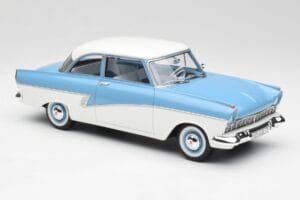 Ford Taunus 17M P2 Jasnoniebieski & Biały BoS Models 1:18 BOS019 Metal — zdjęcie 4 z 6