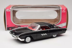 Ford Thunderbird Czarny Anson 1:18 30344 Metal — zdjęcie 8 z 8
