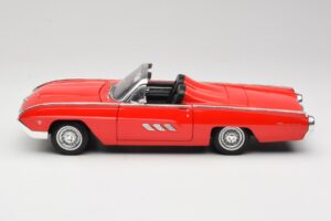 Ford Thunderbird Kabriolet Czerwony Anson 1:18 30334 Metal — zdjęcie 4 z 8